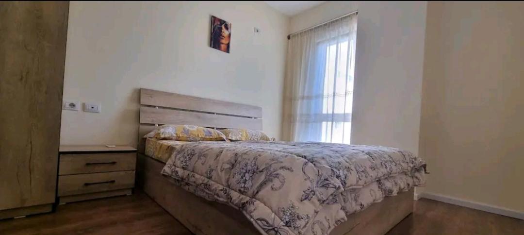 New & Great Located Apartment Near Center Tirana Exterior photo